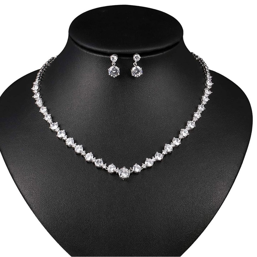 Wedding Jewelry Set: necklace & earrings